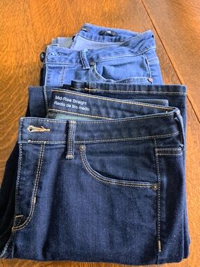 Women’s Mid-Rise Straight Jeans - Dark Blue